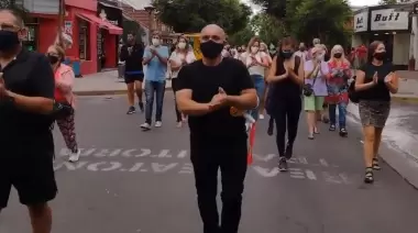 Bajo el lema #AcáNo los vecinos de City Bell vuelven a salir a las calles