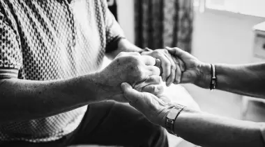 Por los ruidos: Matrimonio se salvó de milagro de un asalto en Gonnet