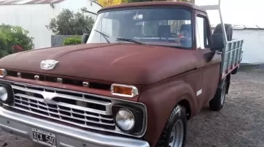 No se salva nadie: Robaron una camioneta de trabajo en City Bell