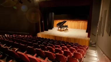 Vuelven las funciones presenciales al Teatro de Cámara de City Bell