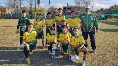 Flamante club de fútbol busca jugadores juveniles en Arturo Seguí