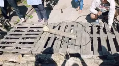 ¿Y el arreglo?: Discordia en "La Fortaleza" por un puente clausurado