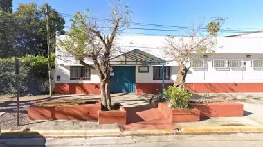 El calor ya hace estragos: Sin agua, ni clases en colegio de City Bell
