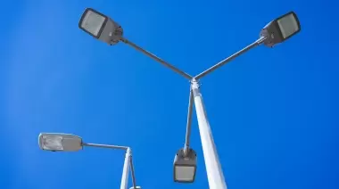 Ya funcionan 78 nuevas columnas LED en arteria clave de El Rincón