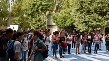 Nueva escuela en Gonnet: Llega el Bachillerato en Gestión Ambiental