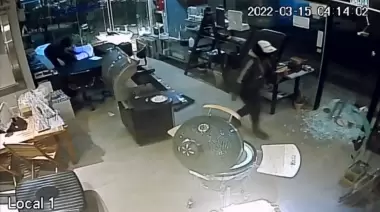 De Gorina a City Bell: Un barrio en jaque, vidrios rotos y vecinos ladrones