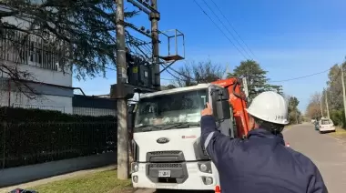 Luz: EDELAP duplicó la potencia instalada en un barrio de City Bell