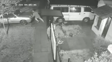 🤫 Sin hacer ruido: Mirá cómo roban los autos por la noche en Gonnet
