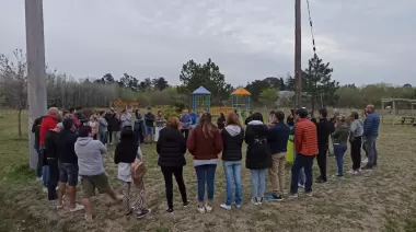 Más de 60 familias reunidas en City Bell para combatir la inseguridad