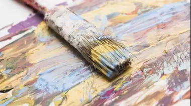 "Latiendo Distinto" en City Bell: Pintarán un mural colectivo en vivo sobre un tema tabú en la sociedad