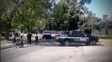 Conmoción en City Bell: Encontraron un hombre sin vida en la plaza San Martín