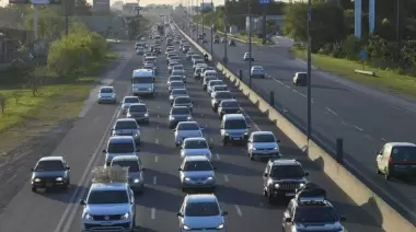 ⚠️ Caos de tránsito en Villa Elisa: ¿En qué horarios cortan la Autopista por obras?