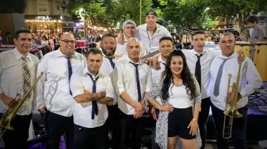 🥳 Gorina cumple 101 años y lo celebra con 8 shows en vivo de bandas locales