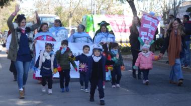 🥰 El Jardín Modelo de Villa Elisa organizó un desfile que emocionó a todos