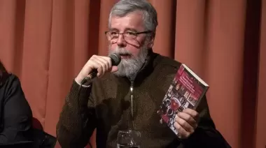 📚 El libro de la historia de la provincia de Buenos Aires se presenta en Villa Elisa