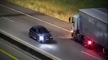 🎦 Video: Alcohol, contramano y un milagro en la Autopista La Plata - Buenos Aires