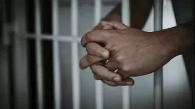 🚔 Tonto y retonto: 2 presos de La Plata intentaron fugarse en Uber