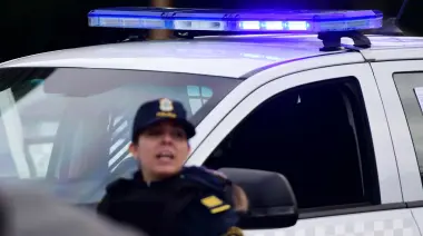 🚨 Llueve y perdiste en Gorina: Vecinos denuncian cortes de luz y 4 robos al hilo