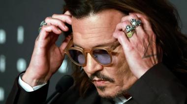 😡 Asueto en la Municipalidad por Johnny Depp mientras La Plata se cae a pedazos