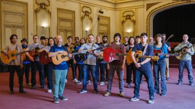 🎸 Todo listo en City Bell para el show inmersivo de Herederos de un Imperio Inexistente