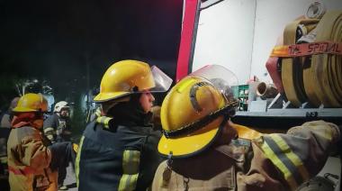🚒 Un incendio sorprendió a un hombre mientras dormía en Arturo Seguí