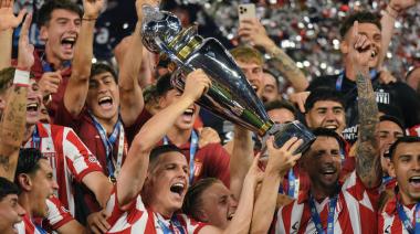 🏆 Las copas de Estudiantes llegan a City Bell: Finde especial para socios e hinchas