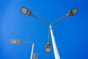 Se hizo la luz: Nuevos focos LED para el barrio Savoia de City Bell
