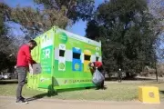 Nuevo "Punto Verde" de reciclado en la Plaza Castells de Villa Elisa