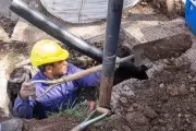 💦 Viernes 1: ¿En qué zonas de Gonnet y Villa Castells faltará agua por reparaciones de ABSA?