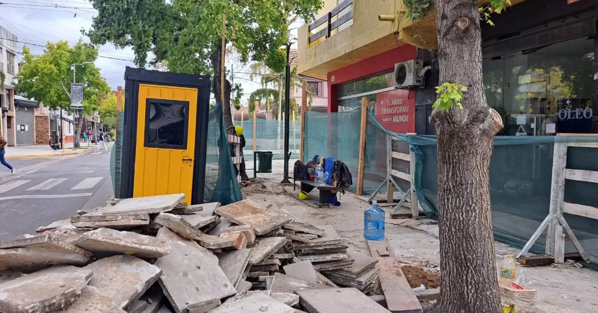 🚧 City Bell Ya comenzaron los trabajos de renovación del Centro